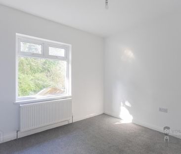 155 Knock Road, Belfast, BT5 6LH - Photo 2