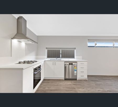 6/22 Cadmium Street, Karnup, WA 6176 - Photo 2