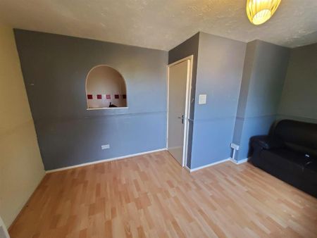 2 bedroom detached house to rent - Photo 2