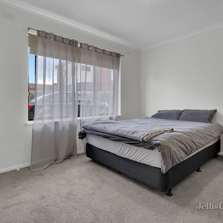 2/28 Irvine Crescent, Brunswick West - Photo 1