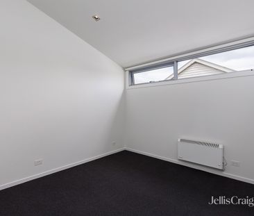 12 Roches Terrace, Williamstown VIC 3016 - House For Rent | Domain - Photo 4