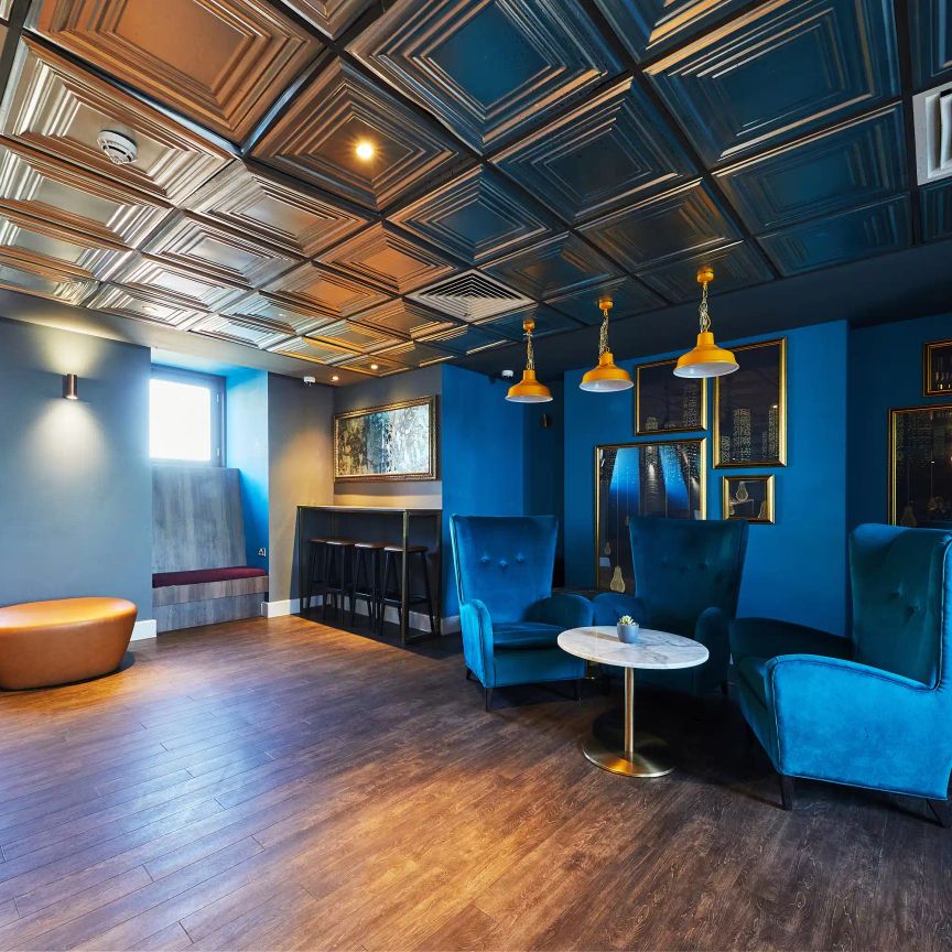 Gold Studio - Photo 1