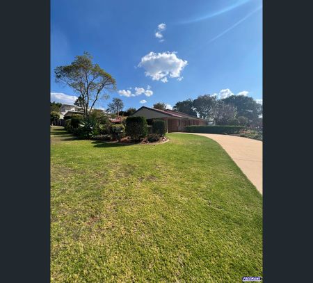 3 Jensen Terrace, Kingaroy, Qld 4610 - Photo 2