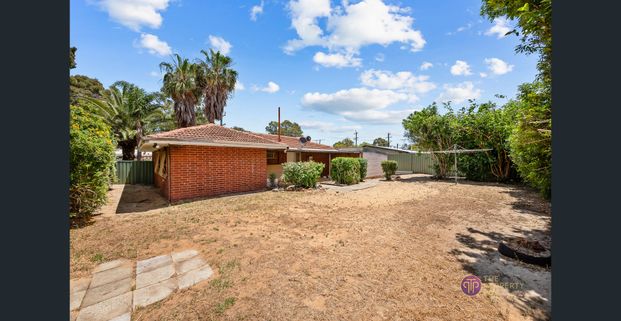 Freshly Updated Gem in Prime Armadale Location! - Photo 1