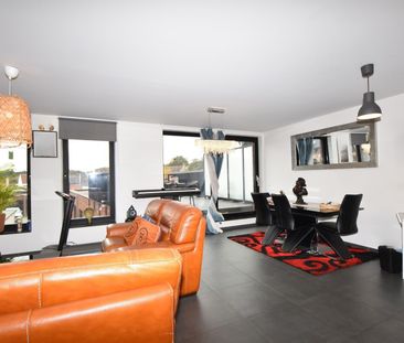 Modern- & lichtrijk 2-slk. app met Z-gericht terras & garage - Photo 1