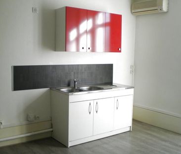 Location Appartement 2 pièces 65m² ST RAMBERT D ALBON 26140 - Photo 3