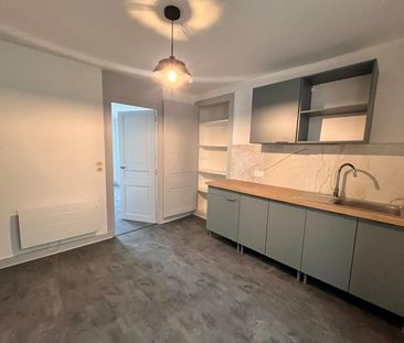 Location Appartement 2 pièces 37m² TOURS 37100 - Photo 3