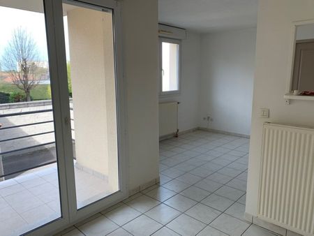 Location Appartement 2 pièces 40m² TROYES 10000 - Photo 2