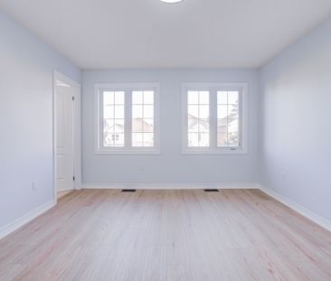 For Lease - 146 Art West Avenue, Newmarket, Ontario - Photo 5