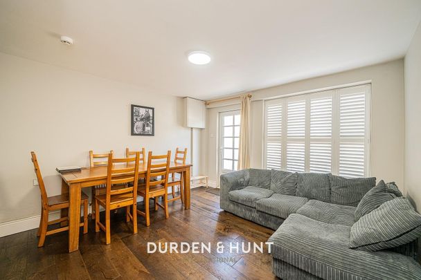 High Street, Ongar - Photo 1