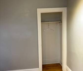 New kitchen, flooring 2 beds on 2 floors of period home Christie Pits - Photo 4