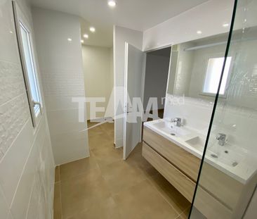 Location Appartement 4 pièces 89m² SETE 34200 - Photo 6