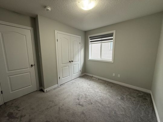 For Lease - 11 Gleason Crescent, Kitchener, Ontario - Photo 1