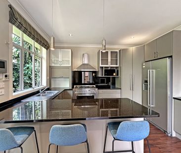 Spacious Home in Three Kings - Photo 4