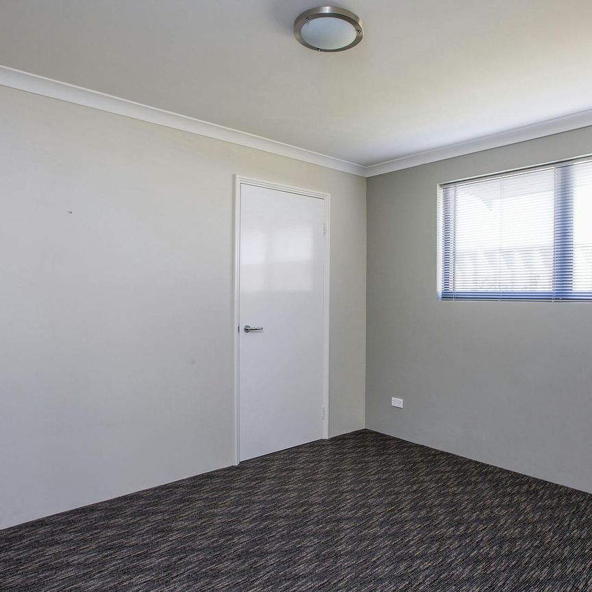 LOW MAINTENANCE HOME IN DALYELLUP - Photo 1