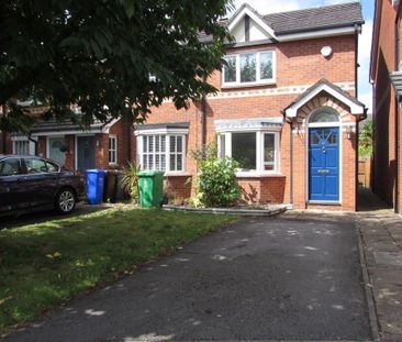 2 bedroom mews to rent - Photo 4
