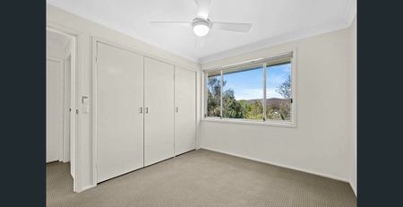 Spacious Family Living - Photo 5