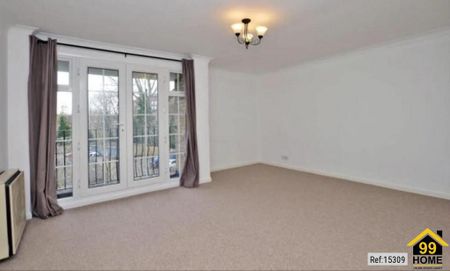 3 bedroom flat to rent - Photo 2