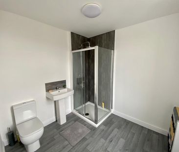 1 bed house share to rent in Briercliffe Road, Burnley, BB10 - Photo 1