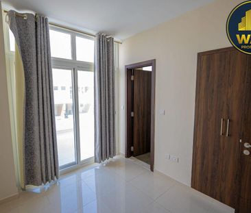 3 Beds | Single Row | Pool View | - Photo 2