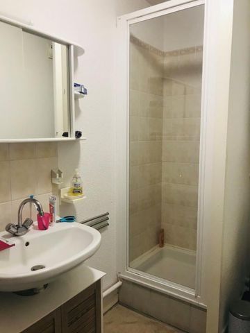 Location Appartement 1 pièce 20m² LISIEUX 14100 - Photo 2