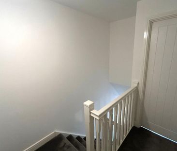 2 bedroom semi-detached house to rent - Photo 4