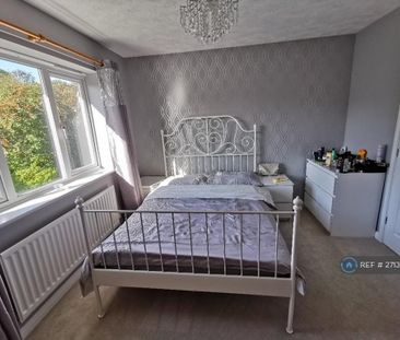 4 bedroom detached house to rent - Photo 5