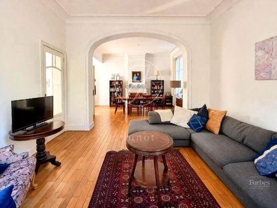Huis in Etterbeek - Photo 1