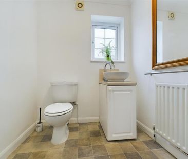 4 bedroom apartment to rent - Photo 5