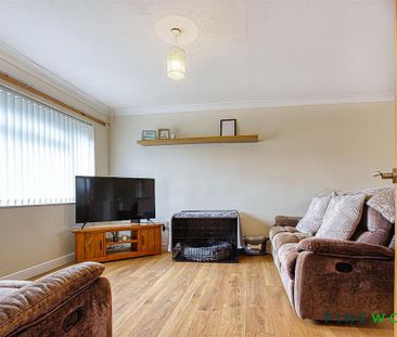 2 bedroom semi-detached house to rent - Photo 6