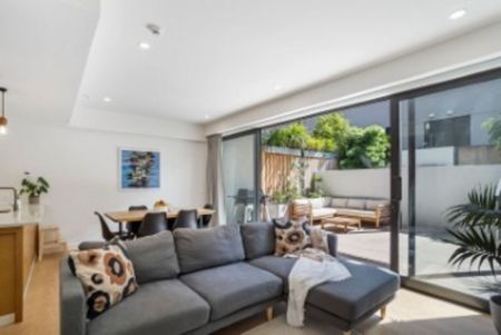 G03/30A Enfield Street, Mount Eden - Photo 2