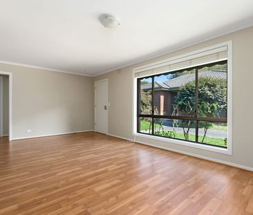 Modern Comfort & Convenient Living - Photo 3