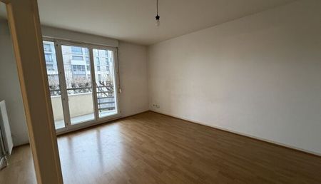 Appartement 2 pièces 54m2 REIMS 675 euros - Photo 3