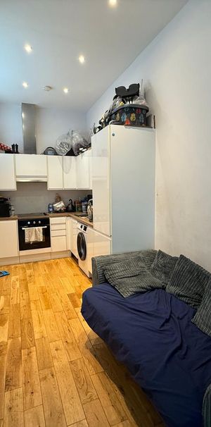 Buckingham Street, Aylesbury - Photo 1