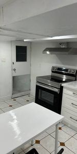 Basement unit for rent - Photo 4