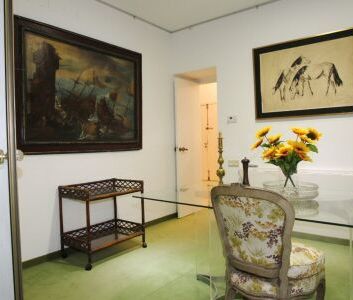 Exclusive Property of 200 m2 in an ideal location! In a private pas... - Photo 5