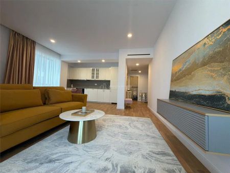 2 camere lux - Bulevardul Pipera - 68mp - etaj 1 din 3 - prima inchiriere - Photo 2