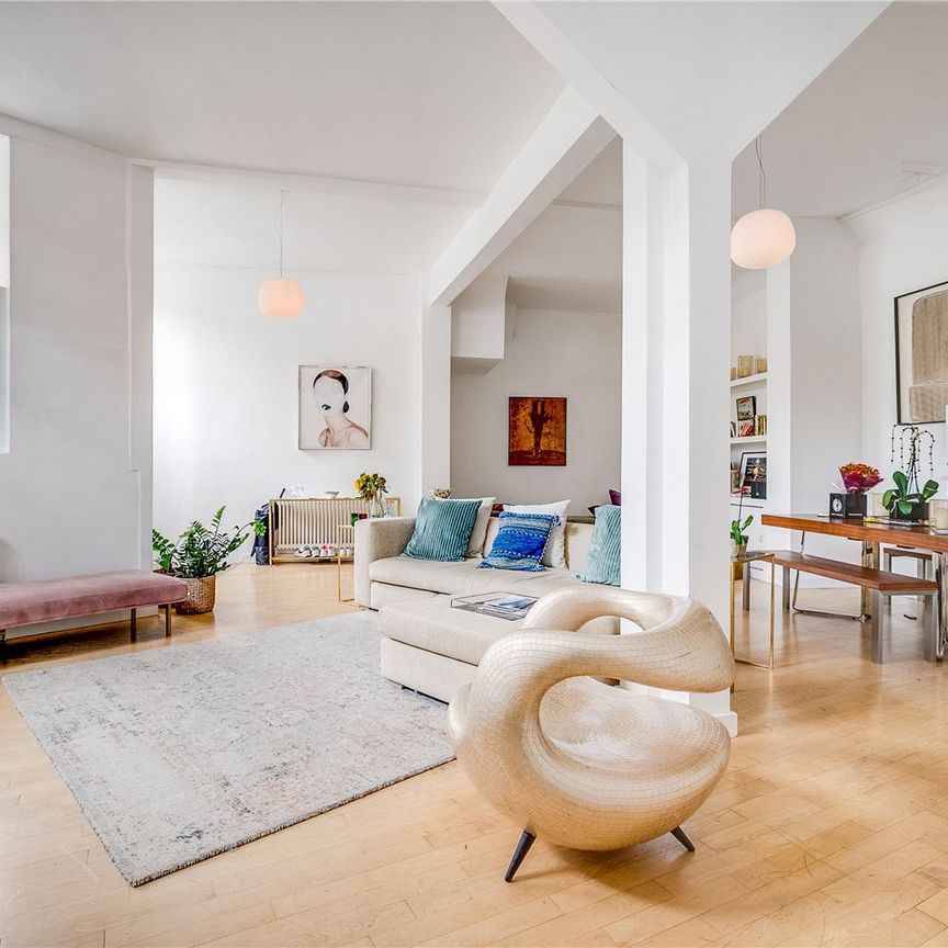 Scampston Mews, North Kensington, W10, London - Photo 1