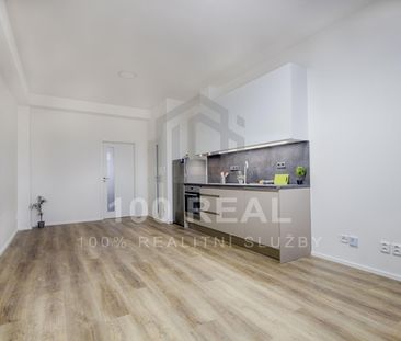 Pronájem bytu 3+kk 62 m², Průmyslová 1200, Hradec Králové - Photo 2