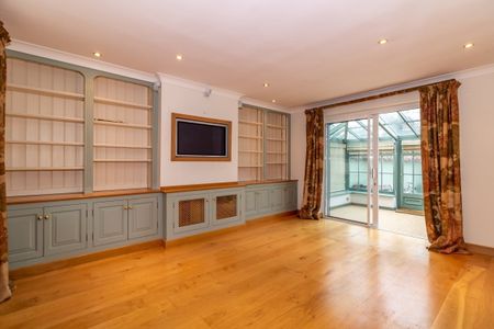 Harrisons Lane, Woodstock - Photo 2