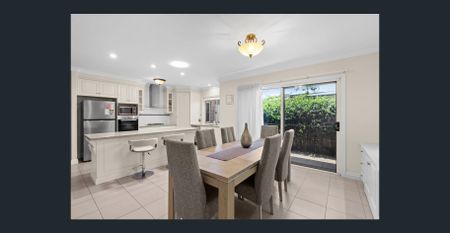 Luxury Villa, East Toowoomba- Fully Furnished - Photo 4