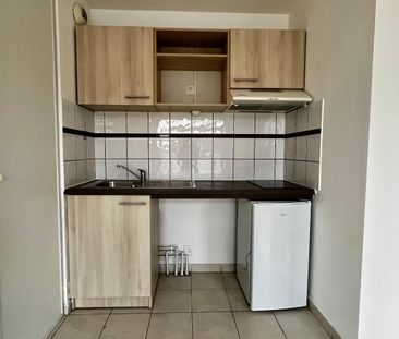 Location Appartement 2 pièces 42m² TOURCOING 59200 - Photo 2