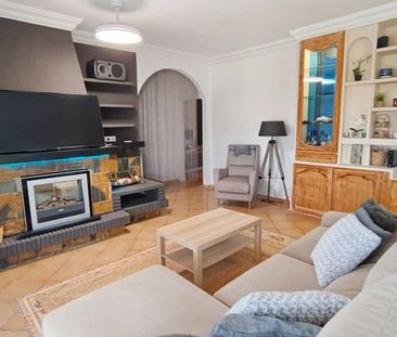 Luxury Villa for rent in Estepona, Andalusia - Photo 5