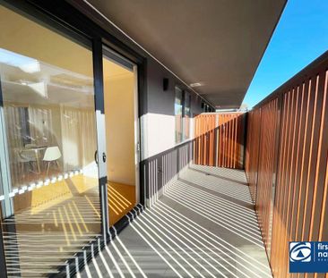 Close to Deakin Uni - 2 Bedrooms, 2 Toilets, 1 Car space - Photo 5
