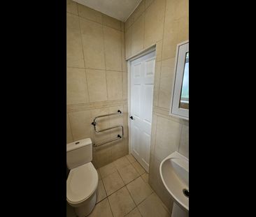 Studio Flat, Birch Polygon, M14 - Photo 6