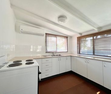 Two Bedroom Cottage - Photo 5