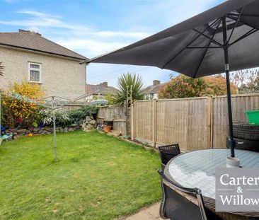 3 bedroom end of terrace house to rent - Photo 5
