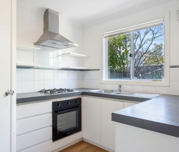 3/4 Stanbury Crescent, Morley WA 6062 - Townhouse For Rent | Domain - Photo 3