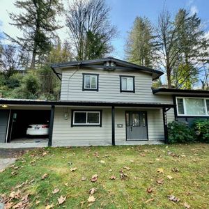 Spacious Family Home on Immel Street, Abbotsford, BC - Photo 2