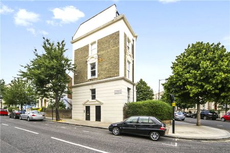 Chesterton Road, North Kensington, W10, London - Photo 5